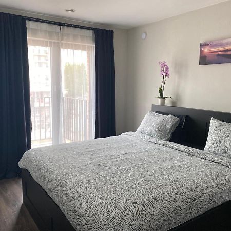 Feel At Home At This Homeawayfromhome Appt With A Stunning Water Canal View And Home Gym Gent Kültér fotó